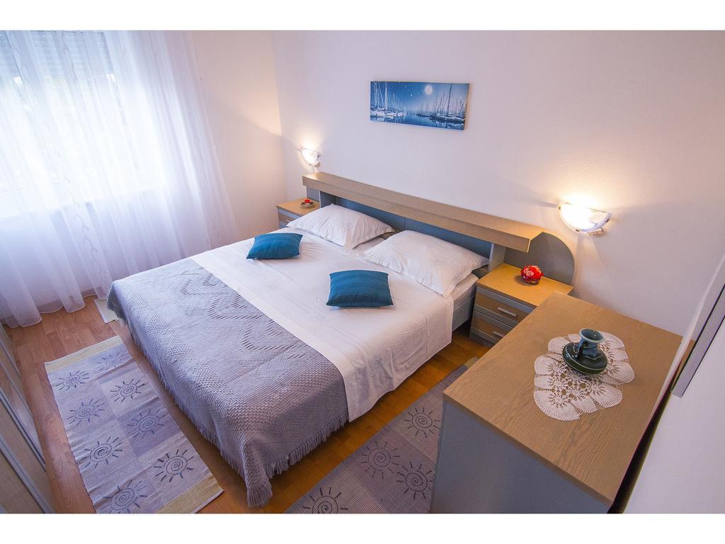 Apartment Miranda Slatine Ruang foto